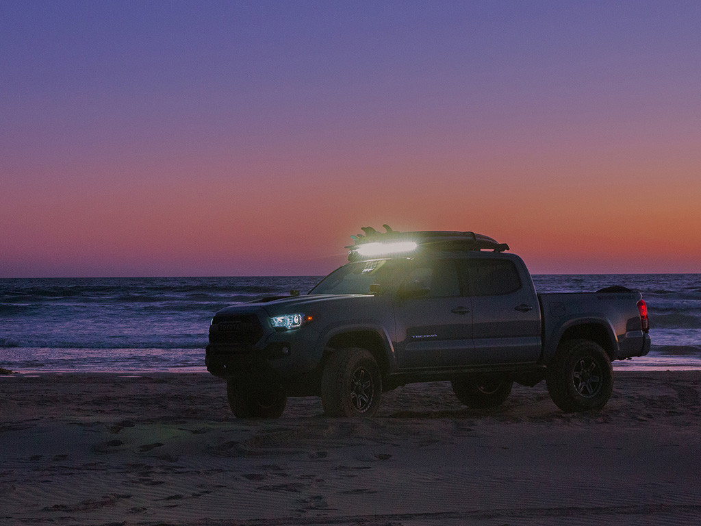 Toyota Tacoma (2005-nykyinen) Slimsport Roof Rack Kit / Lightbar valmis - Front Runner 7