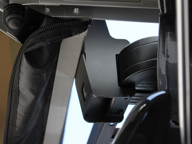 Bat Wing/Manta Wing markiisikiinnikkeet - Front Runnerilta 2