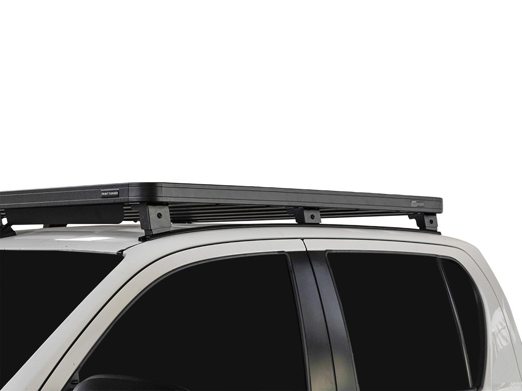 Toyota Hilux Revo DC (2016-nykyinen) Track AND Feet Slimline II kattotelinesarja - Front Runner 2