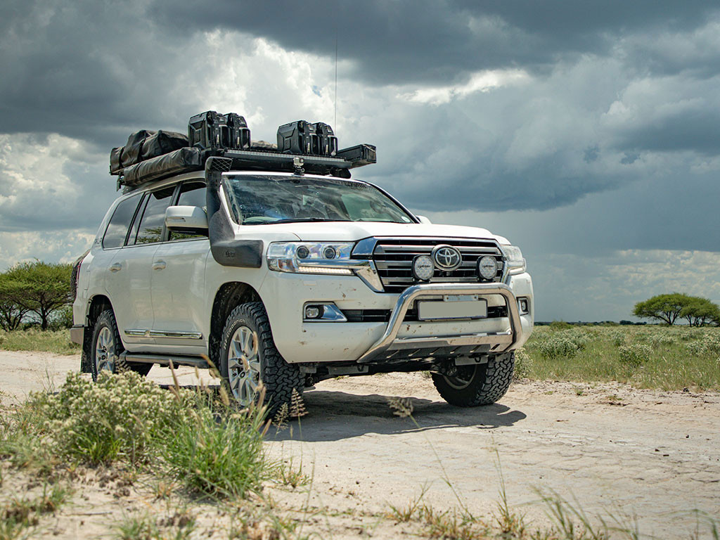 Toyota Land Cruiser 200/Lexus LX570 Slimline II kattotelinesarja - Front Runner 6