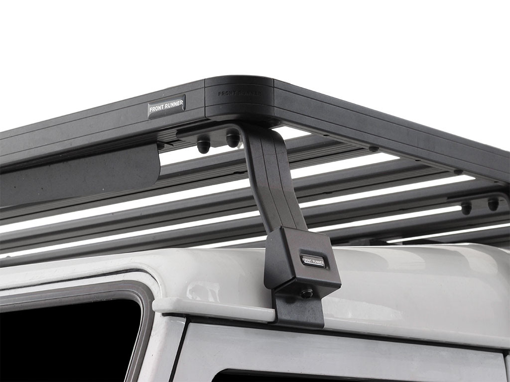 Land Rover Defender 90 (1983-2016) Slimline II kattotelinesarja - Front Runner 2
