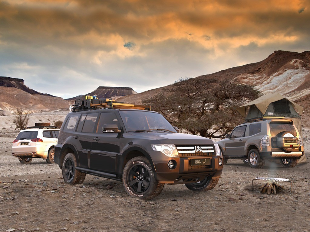 Mitsubishi Pajero LWB (1991-1999) Slimline II kattotelinesarja / Tall - Front Runner 4