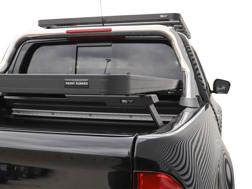 Mercedes X-Class w/MB Style Bars (2017-nykyinen) Slimline II -kuormalavatelinesarja - Front Runner 2