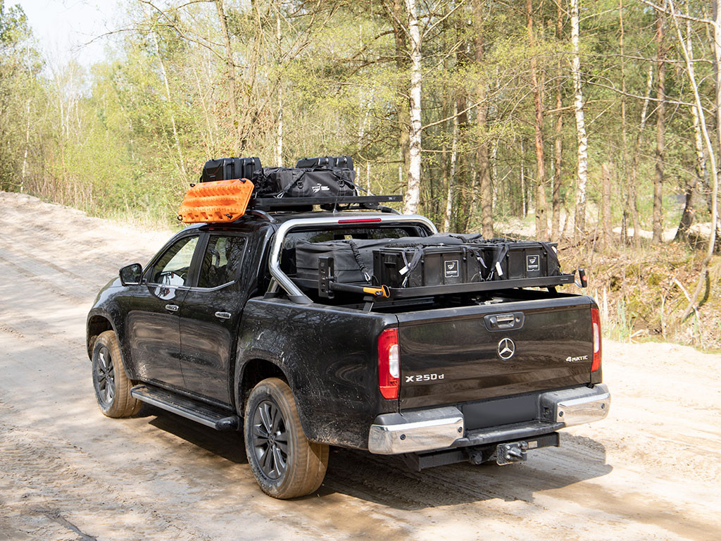 Mercedes X-Class w/MB Style Bars (2017-nykyinen) Slimline II -kuormalavatelinesarja - Front Runner 7