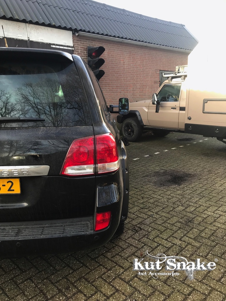 Fender Flares Toyota LC200 18