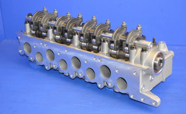 Sylinterikansi MITSUBISHI 2.5D 10/93 - 12/07 1