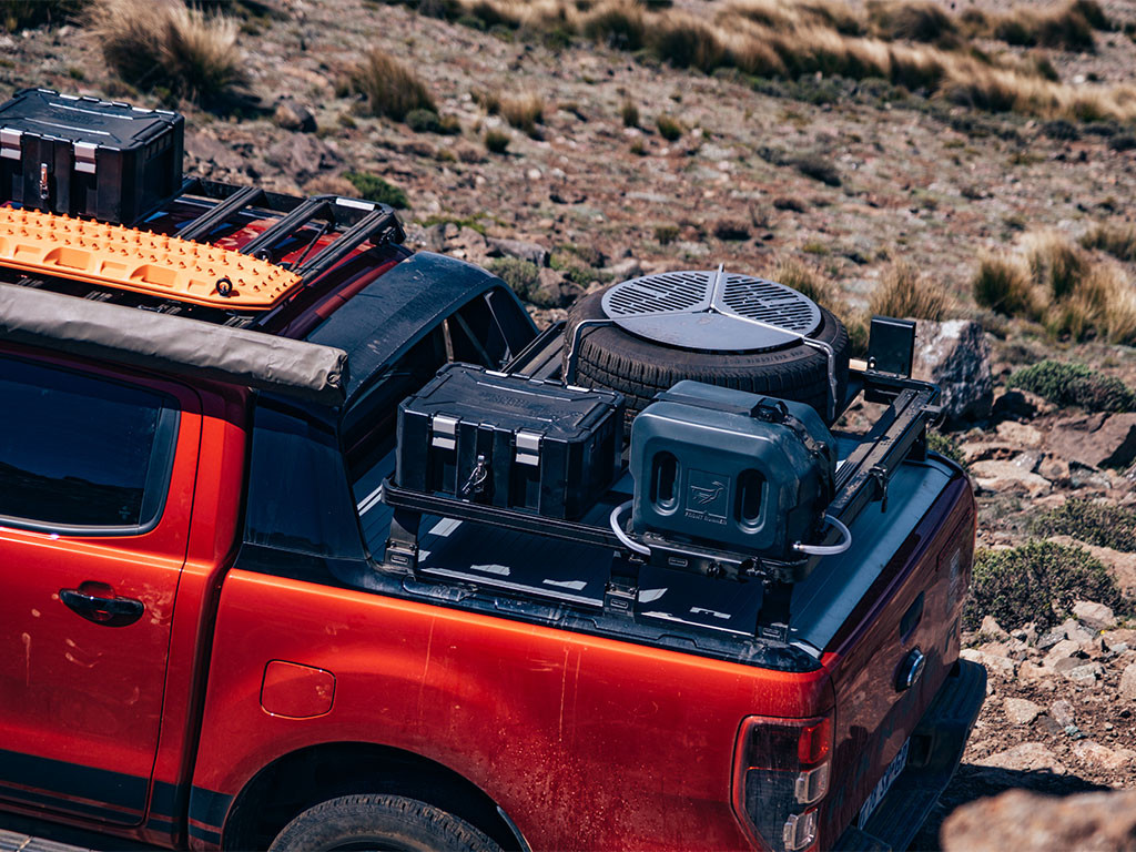 Pickup Roll Top Slimline II -tavaratelinesarja / 1475 (L) x 1560 (P) / korkea - Front Runner 7