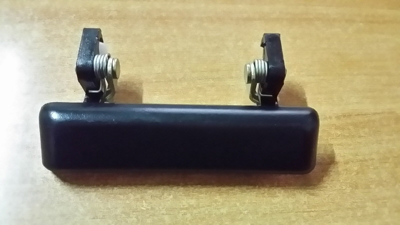 OVENKAHVA
 SUZUKI SAMURAI OIKEA