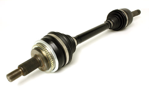 Left. Drive shaft to the rear. w. differential lock