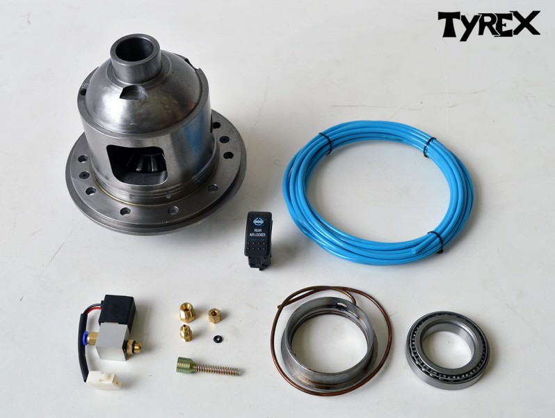 TYREX PAINEILMALUKKO TAAKSE JEEP CHR 8.25"