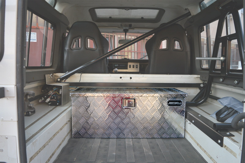 ALUMIININEN TYÖKALULAATIKKO 900X360X360 DEFENDER