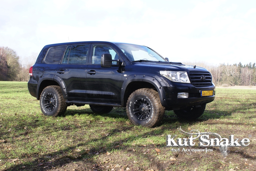 Fender Flares Toyota LC200